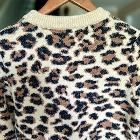 Orange Kiss Leopard Print Super Soft Relaxed Fit Contrasting Trim Sweater Size M - Picture 5 of 10